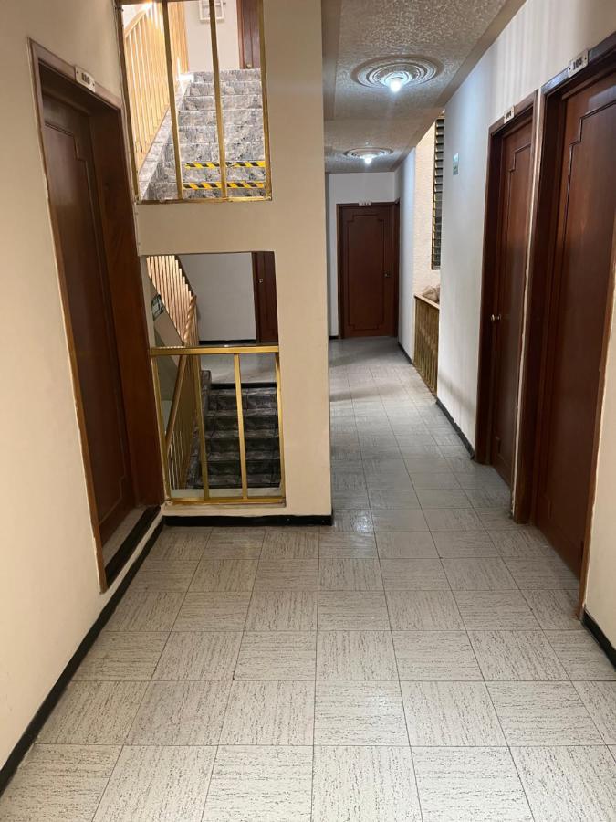 Hotel Paris Сан Хуан де лос Лагос Екстериор снимка